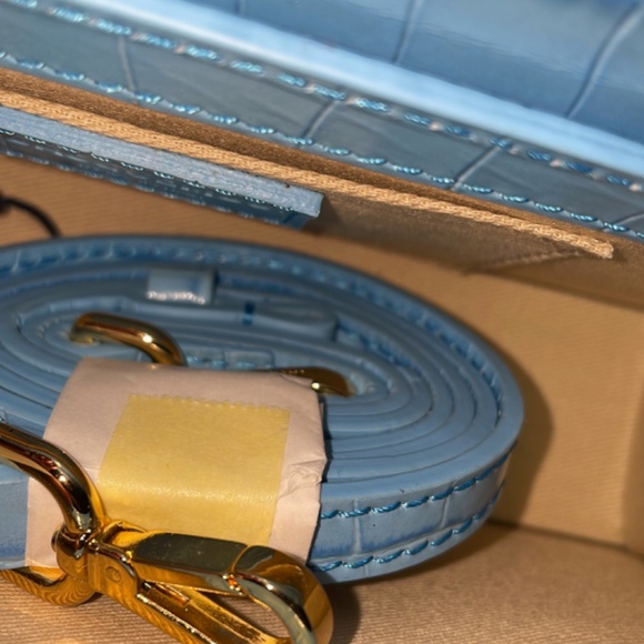 Jacquemus Handle Bag - Picture 3 of 10